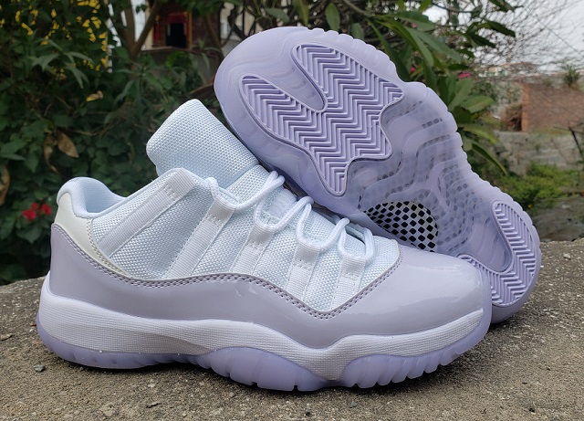 Air Jordan 11 Retro Low White Purple